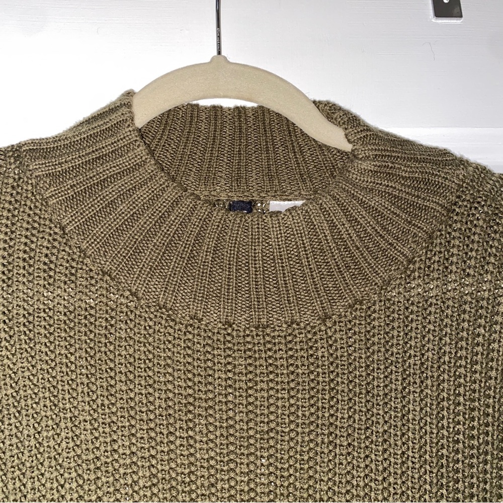 H&M Sweater - Picture 4 of 5